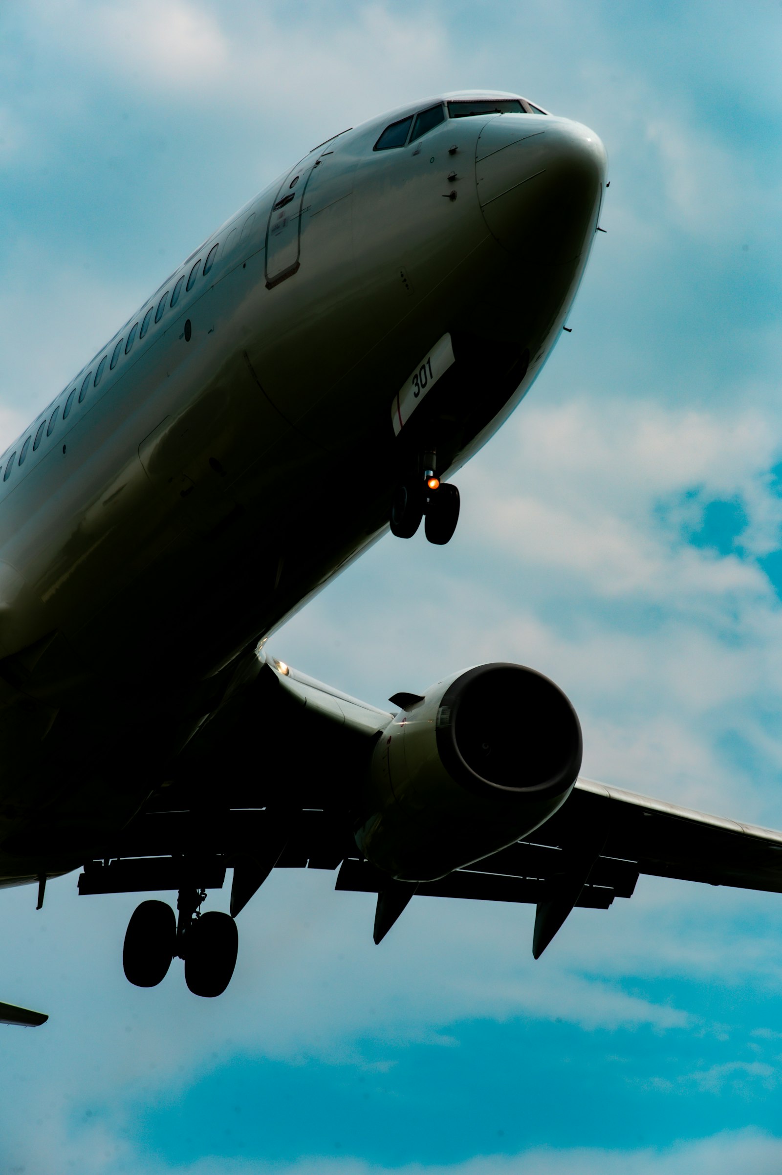 Aviation & Logistics